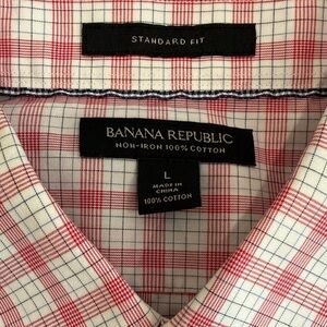 Banana Republic Red and White Plaid Men's Shirt
